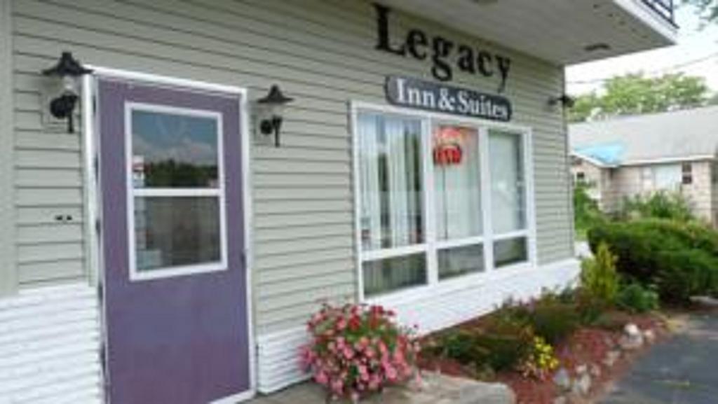Legacy Inn & Suites Of 레이크 헤오르헤 외부 사진